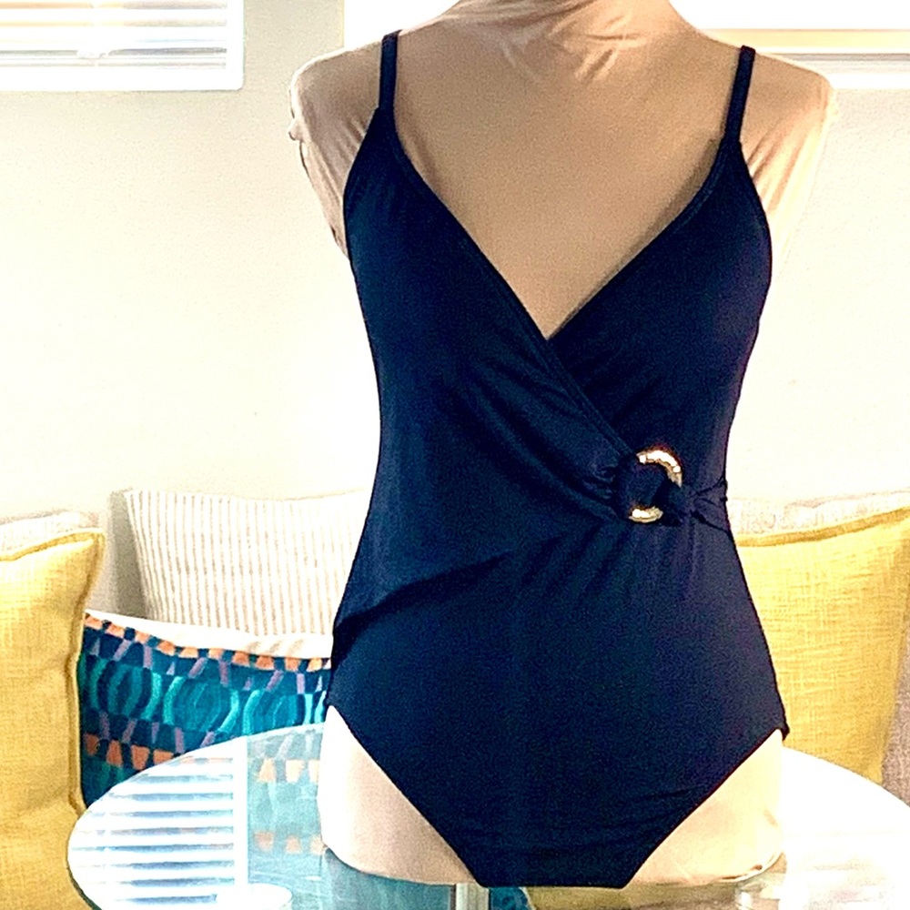 One Piece Swimsuits NWT SZ M - Picture 9 of 11